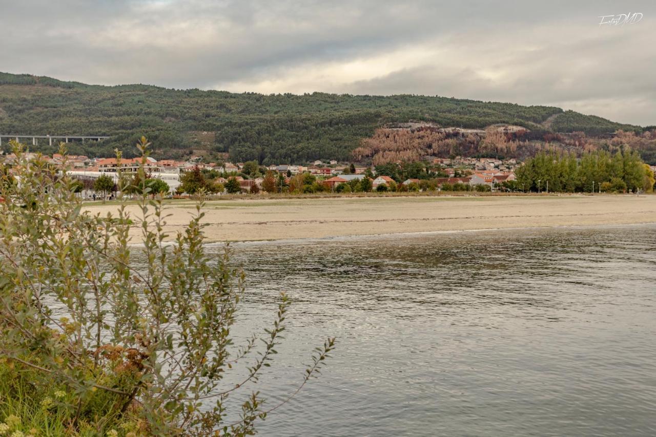Апартаменти As Barxas Playa Моанья Екстер'єр фото